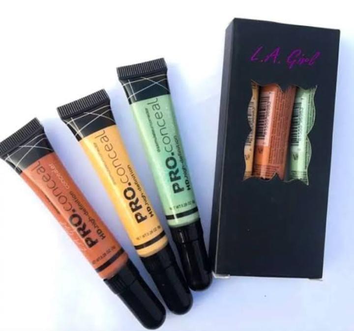 HD Pro Concealer Pack of 3 Shades Black Bottle